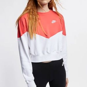 NWT Nike Women's Cropped Fleece Crew